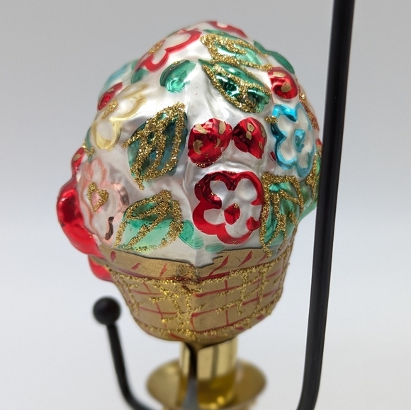 Vintage Floral Bouquet Clip On Christmas Tree Ornaments - Picture 6 of 8